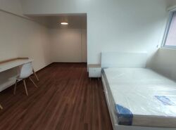 Lakeview Estate (D20), Apartment #458746051